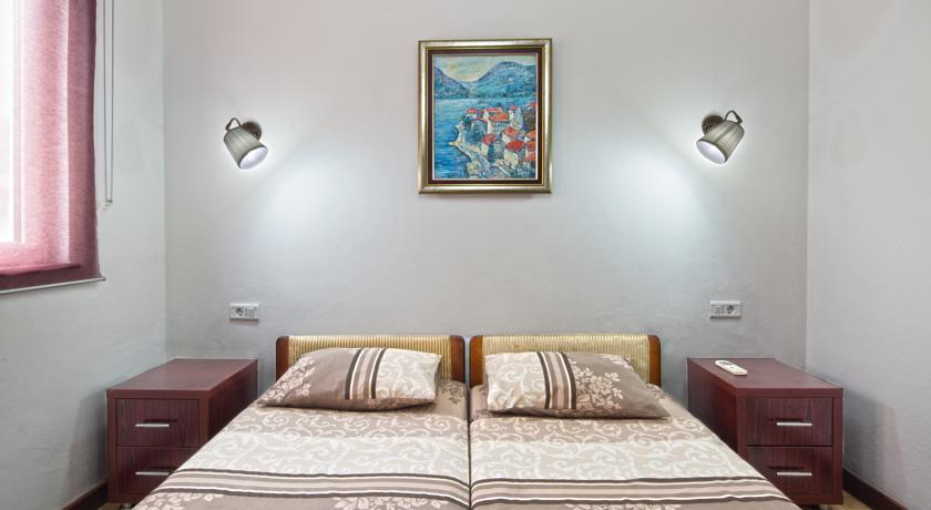 Guesthouse Adrovic