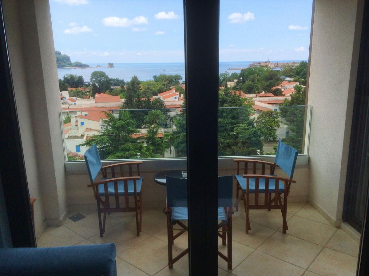 Lux apartment with beautiful view near beach